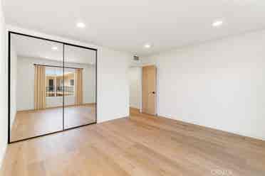 ✨ Updated BA Top-Floor Condo