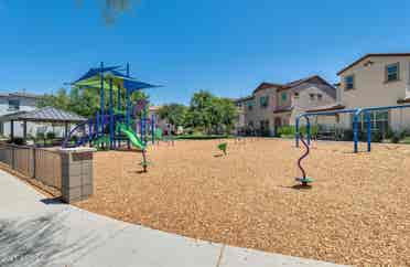2 rooms for rent in Goodyear