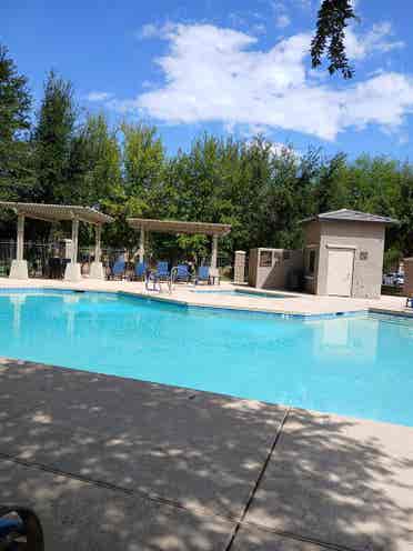 2 rooms for rent in Goodyear