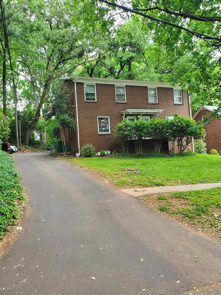 Private Room in Plaza Midwood