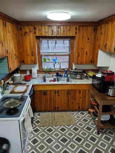 Private Room in Plaza Midwood
