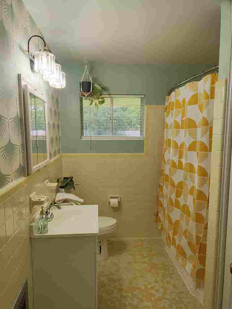 Room near Hamilton Place