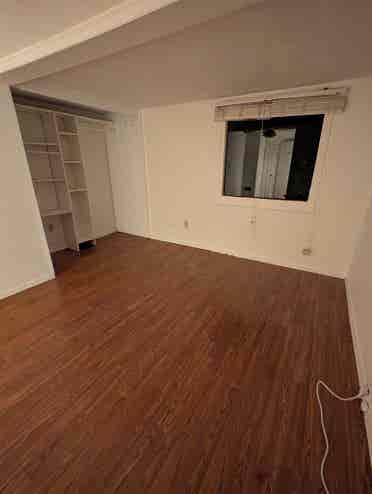 Bedroom, private half bath