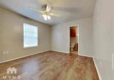 Room for Rent Near Texas Tech 🏡💫