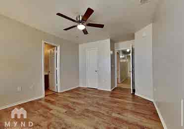 Room for Rent Near Texas Tech 🏡💫