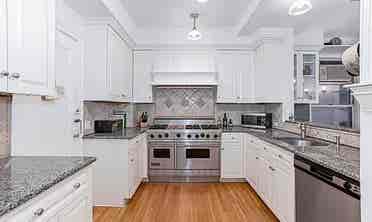 NICE HOUSE , PLS READ DESCRIPTION