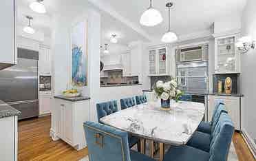 NICE HOUSE , PLS READ DESCRIPTION
