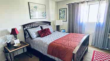 Fully furnished BR in NW HB