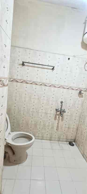 I'm looking for a tenant