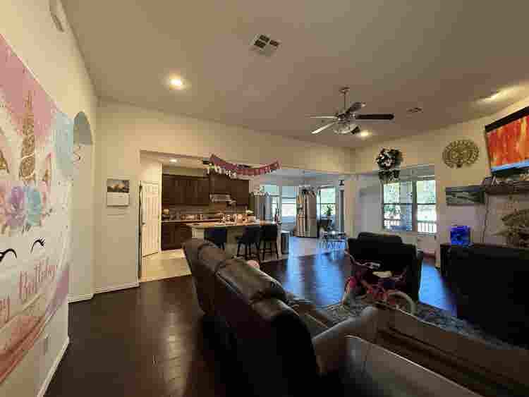 Female only. Furnished room w/bath