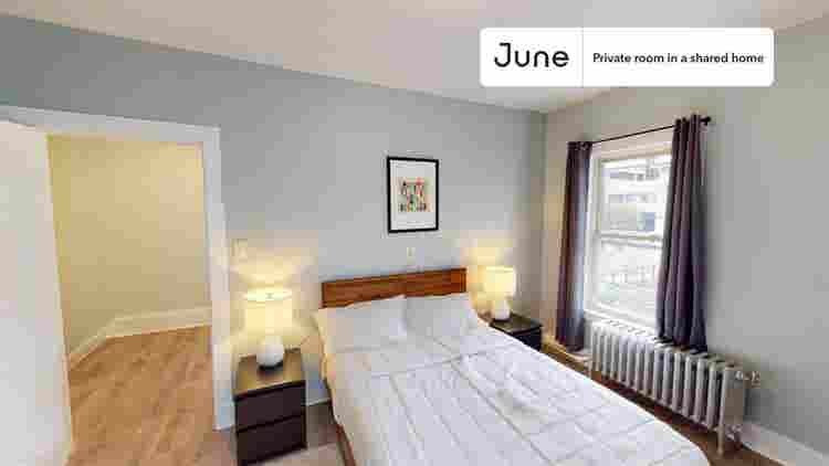 7 BR in Boston