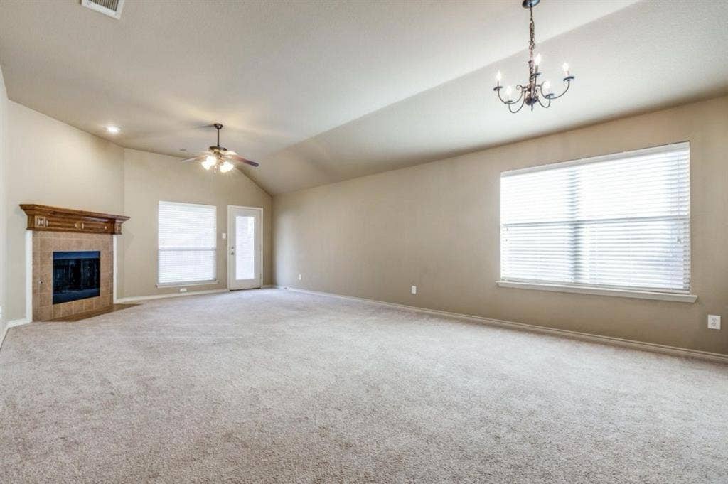 Private room/bath in McKinney