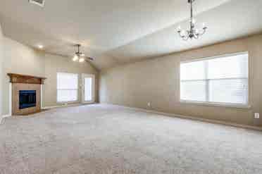Private room/bath in McKinney