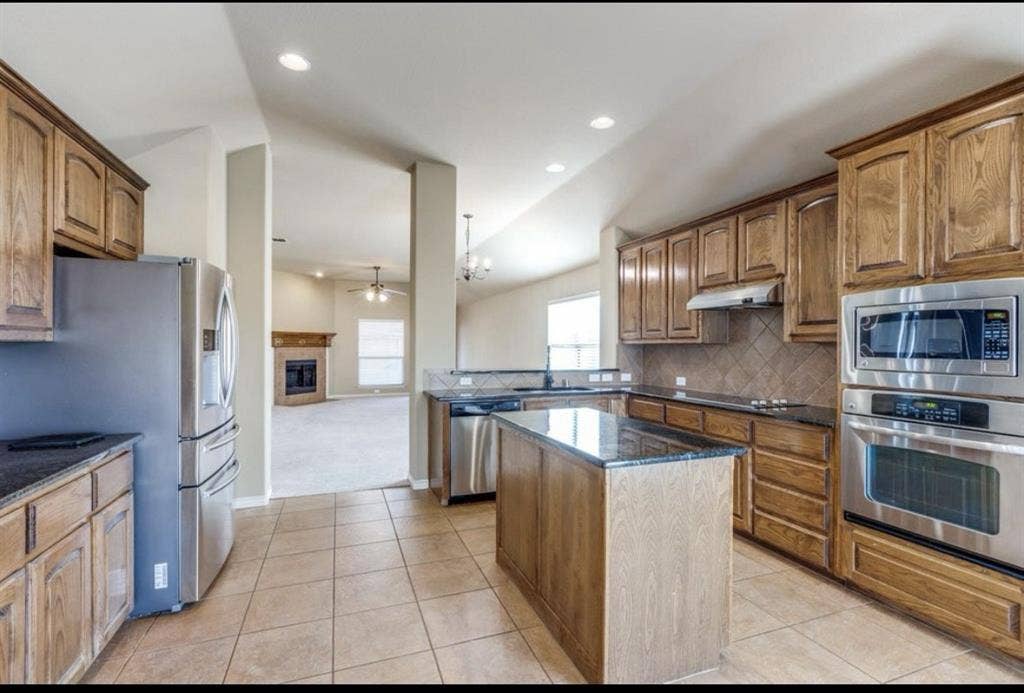Private room/bath in McKinney
