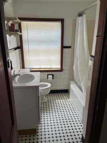 Need 3rd Male Roommate for BF