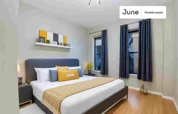 2 BR in New York City