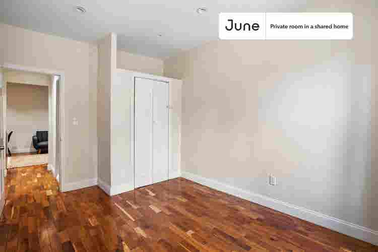 2 BR in New York City