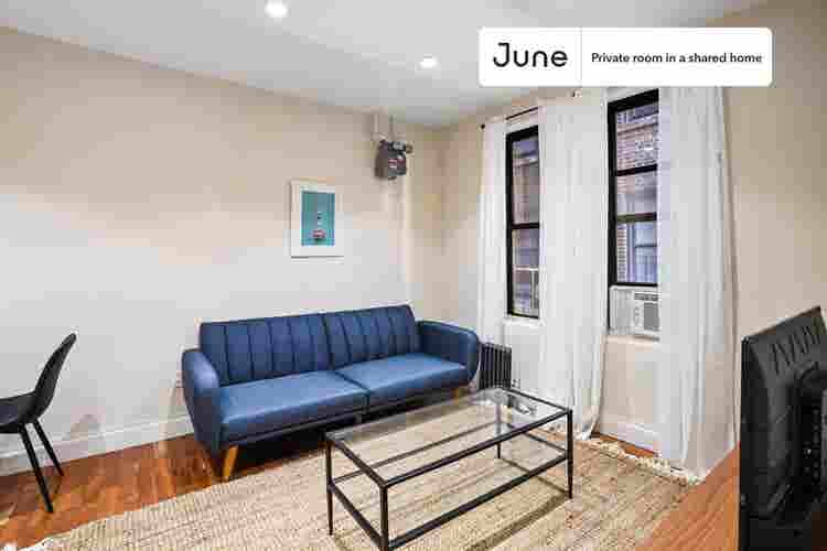 2 BR in New York City