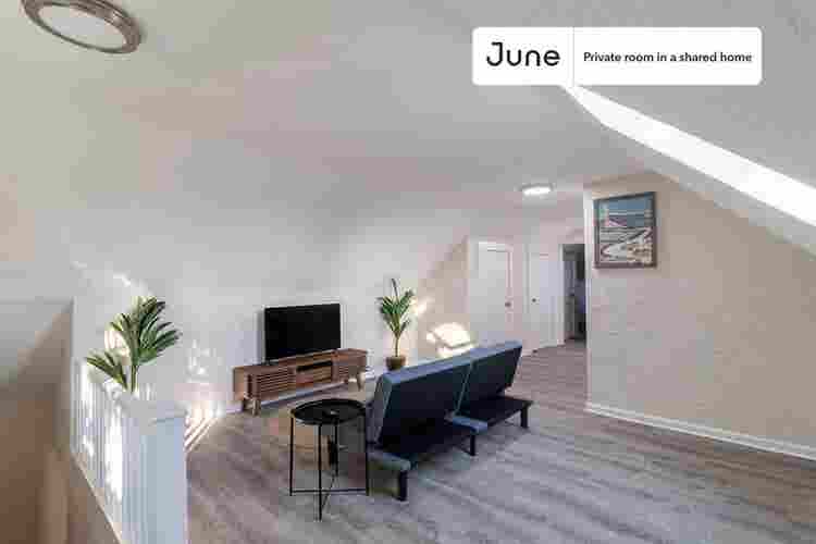 6 BR in Boston