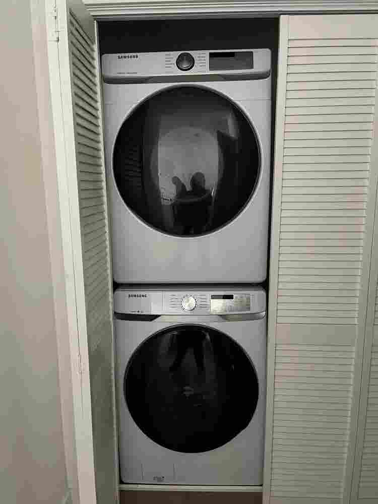 Upscale 1BR | Utilities Included