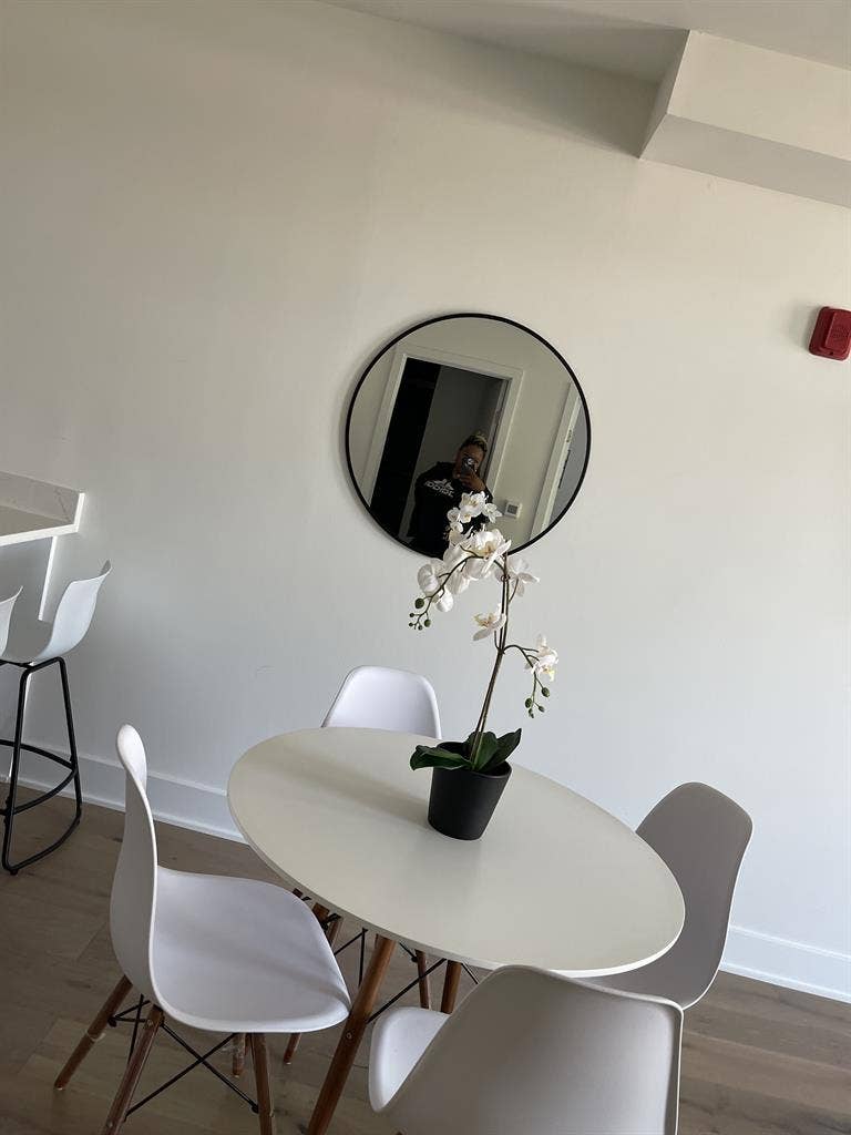 Upscale 1BR | Utilities Included