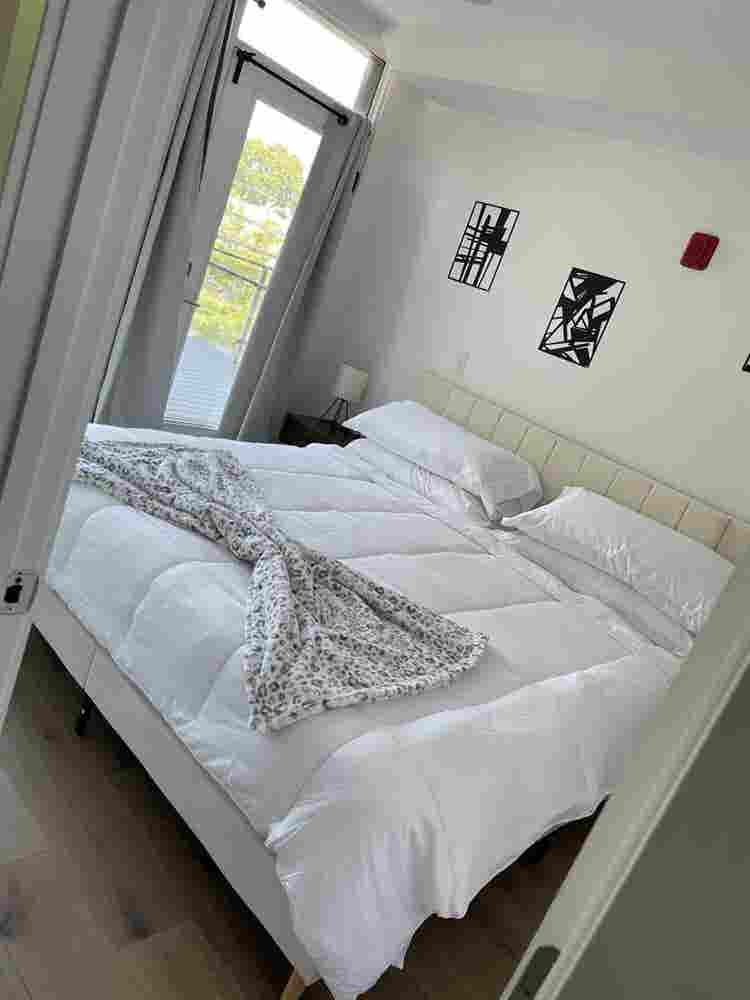 Upscale 1BR | Utilities Included