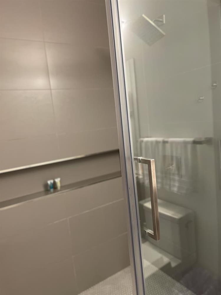 Upscale 1BR | Utilities Included