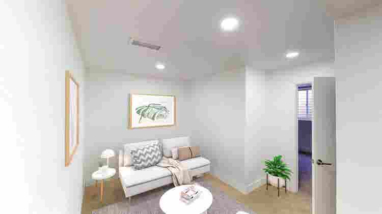 3 BR in Denver