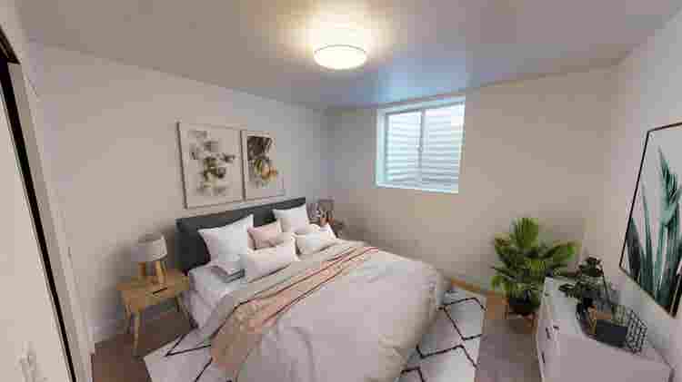 3 BR in Denver