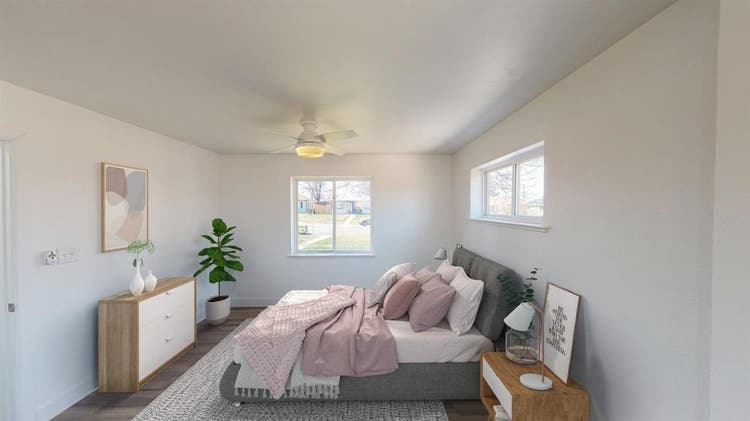 3 BR in Denver