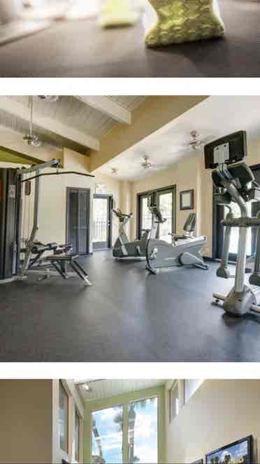 Room to rent now!
