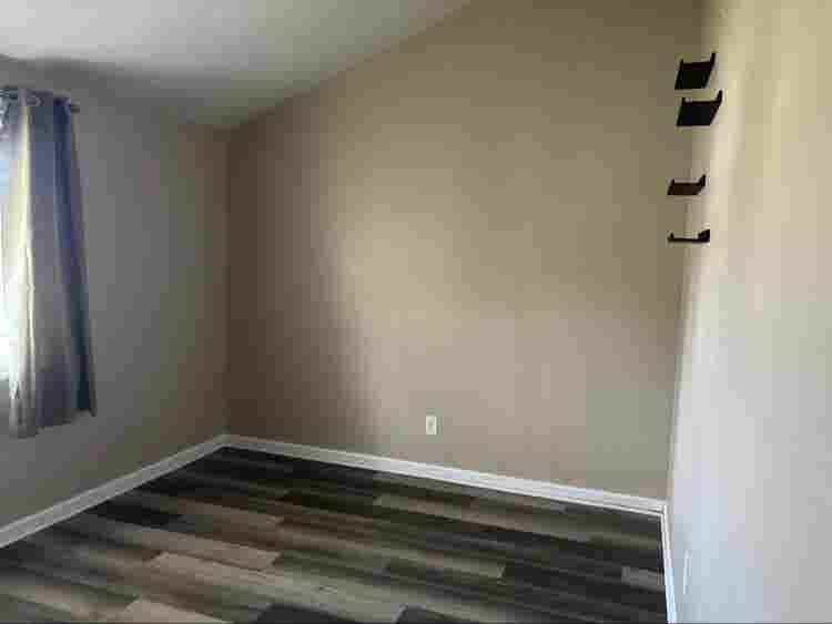 Single and furnished room