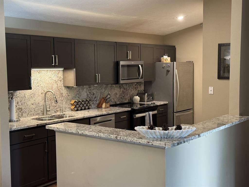 Renovated Condo – Furnished Bedroom