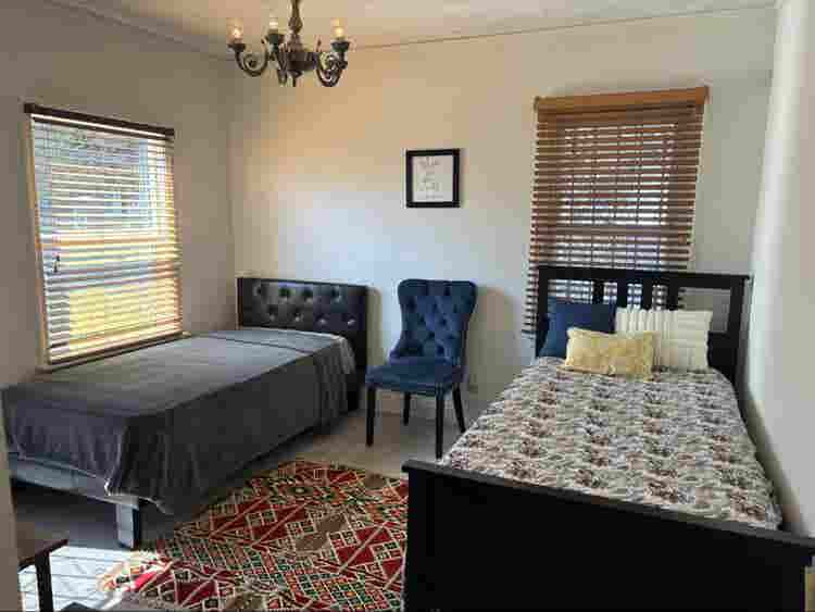 3 rooms for single/double start $