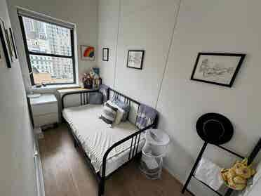 ✨Affordable Room in Midtown South✨