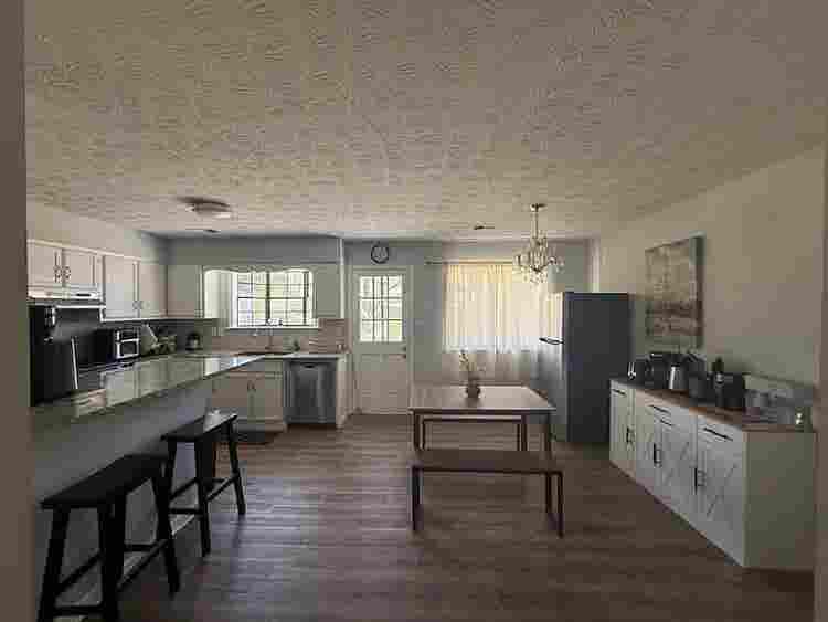 Large bedroom with private bathroom