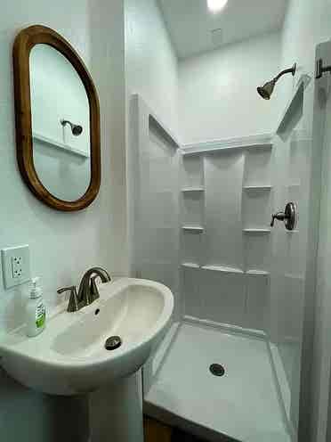i have a studio apartment for rent