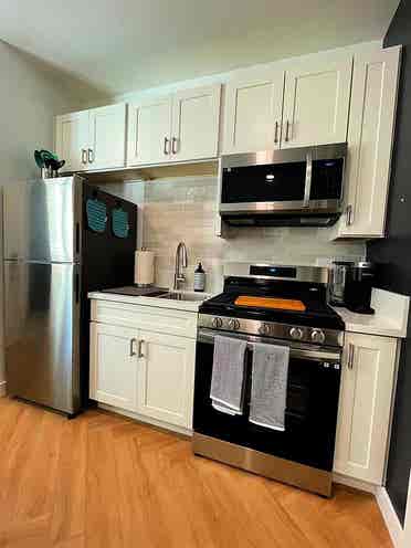 i have a studio apartment for rent