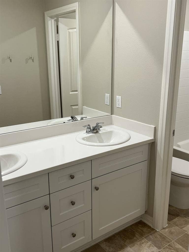 Private room with shared bathroom