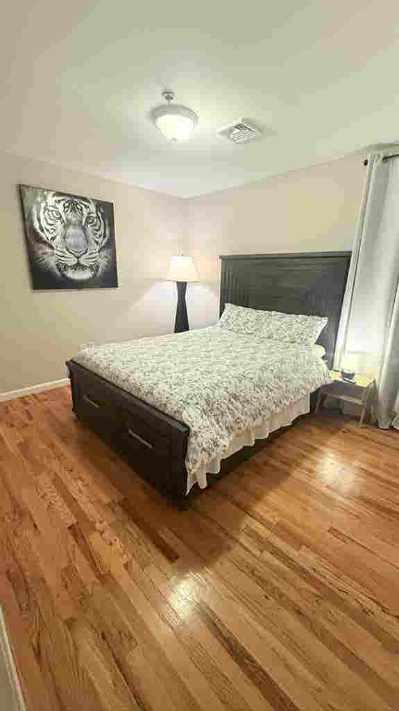 Rental room in West New York