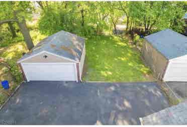Spacious King Bedroom for Rent