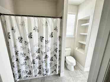 LAKE NONA PRIVATE BED/BATHROOM