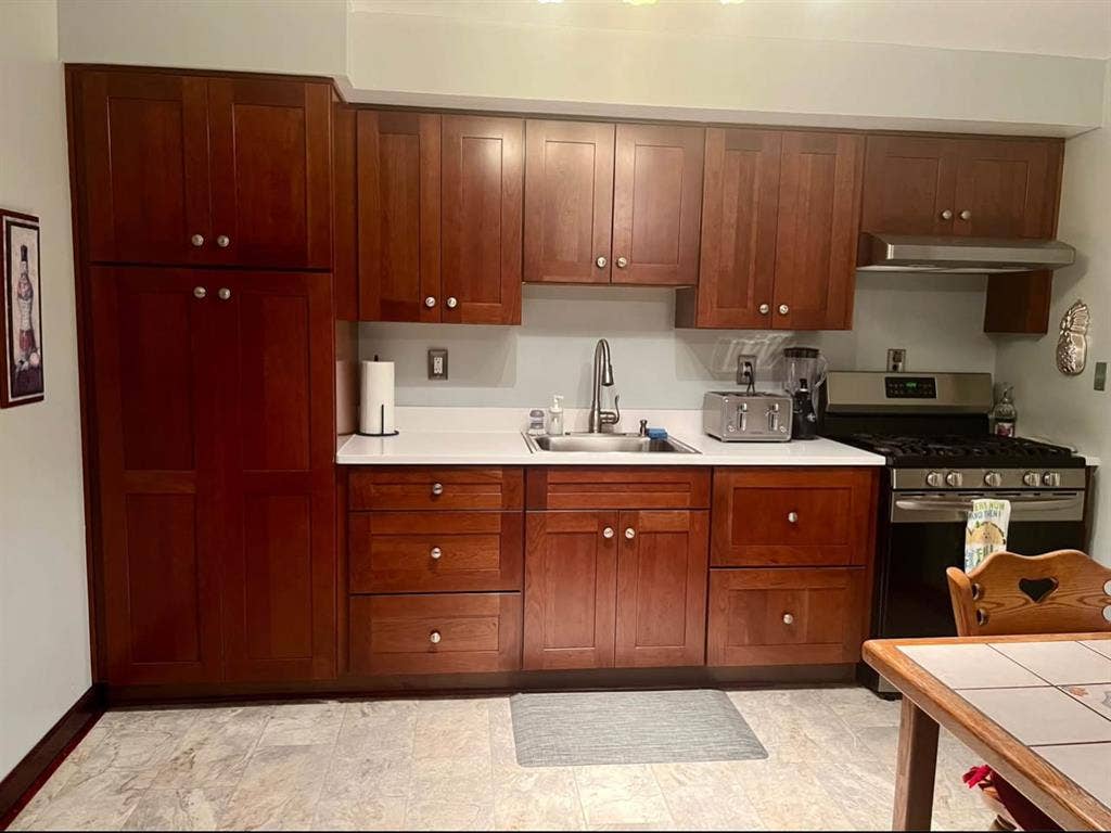 NE Philly Room for Rent