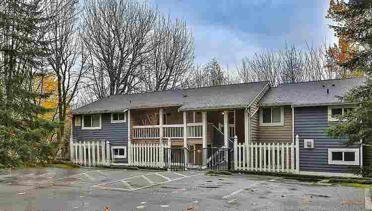 Bath Condo - Bellevue - $