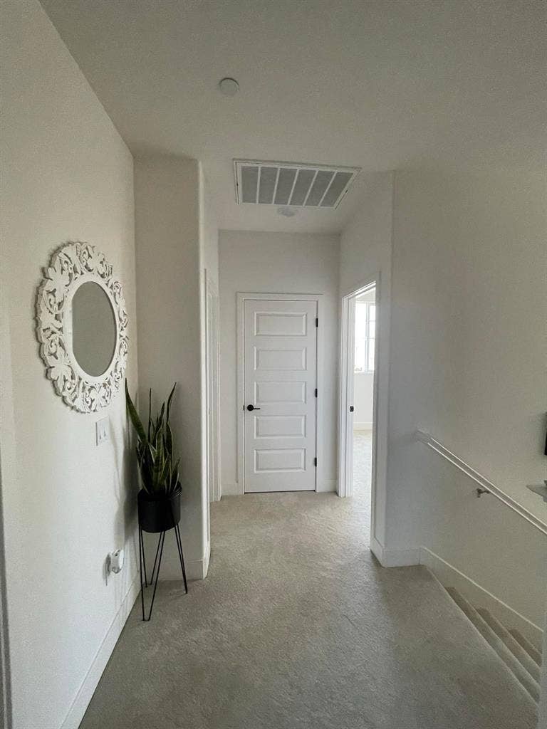 Lathrop Room for Rent