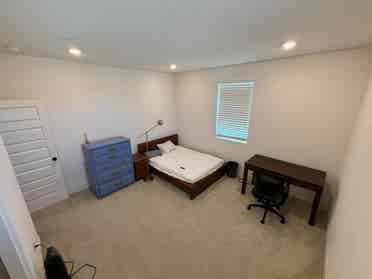 Lathrop Room for Rent