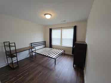 Room for rent with shared bathroom
