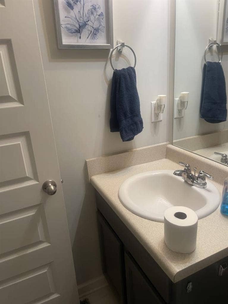 Townhome with private room and bath