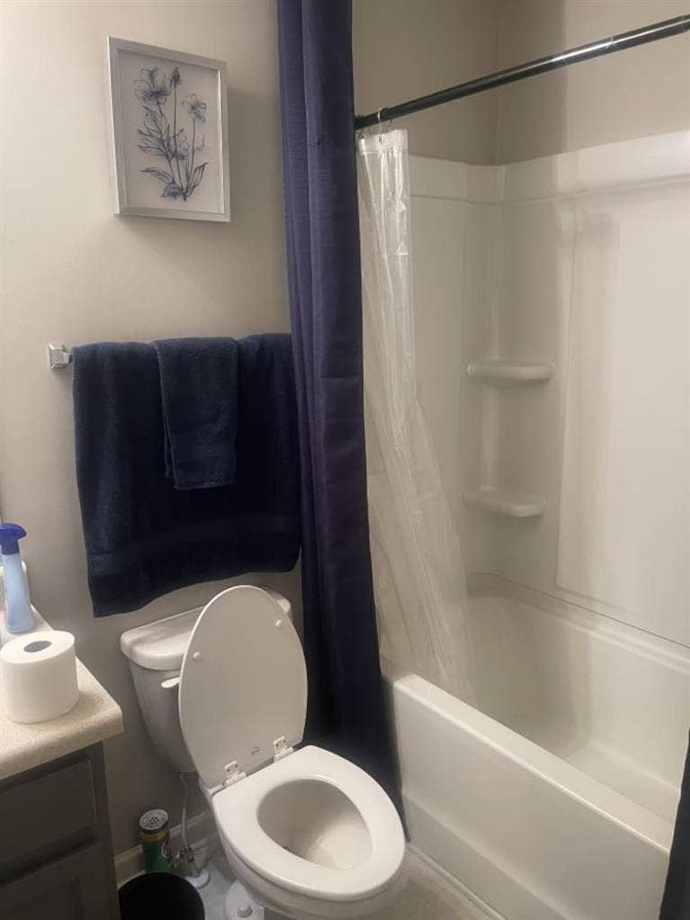 Townhome with private room and bath