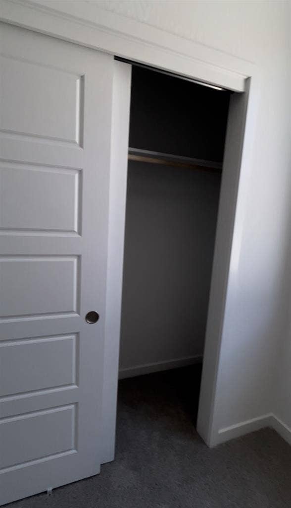 Room, Utilities are not included!